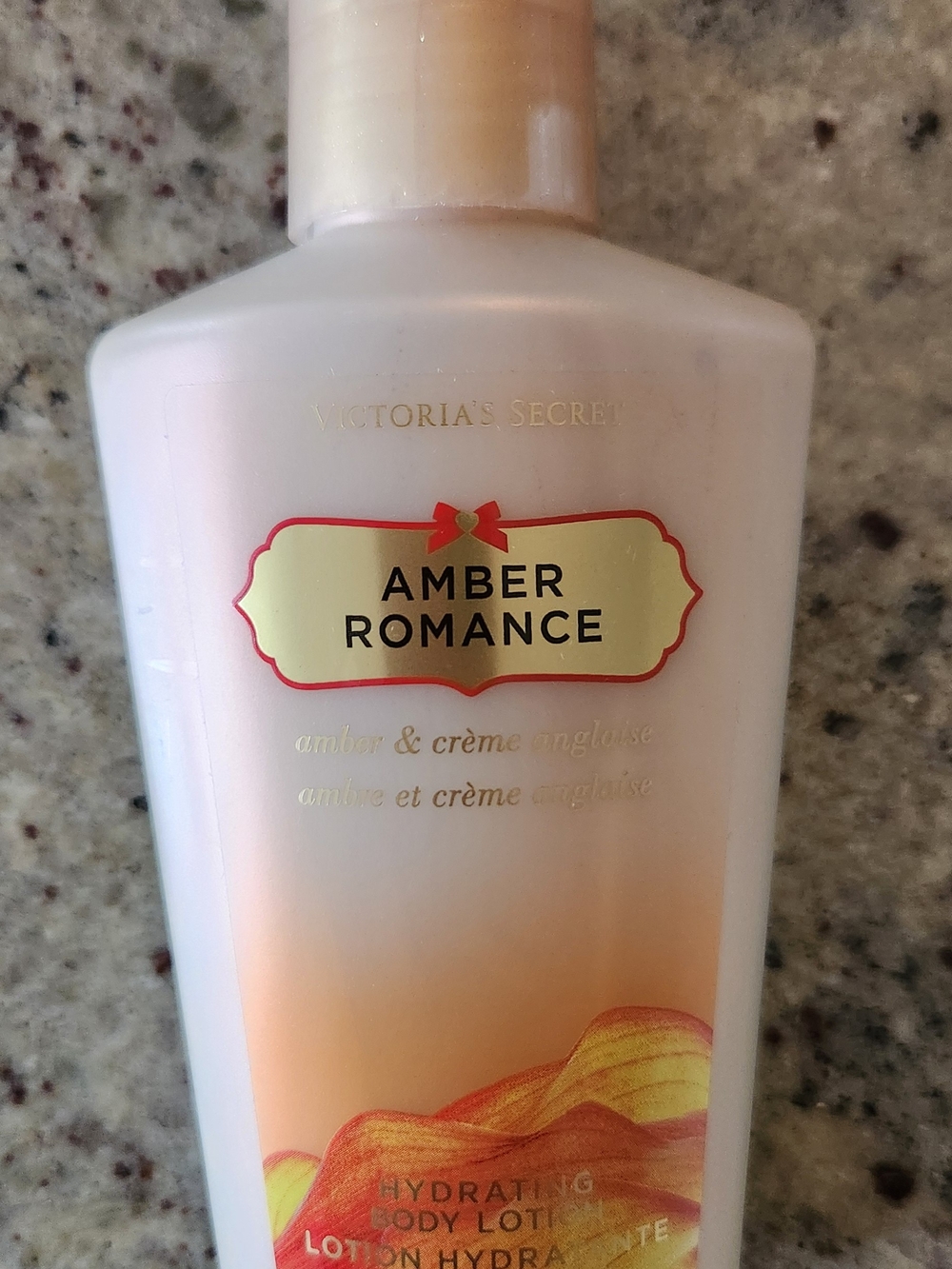 Victoria's Secret Hydrating Body Lotion - Amber Romance Scent 4.2  oz